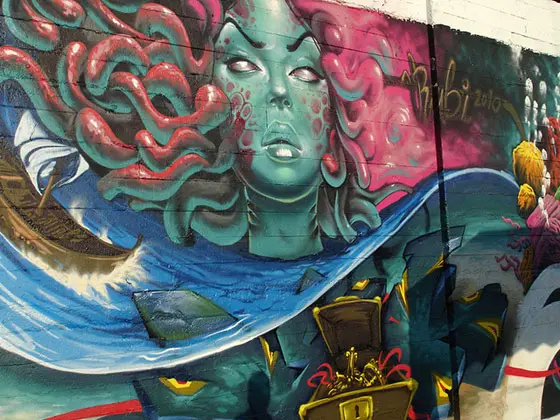 graffitis de mujeres