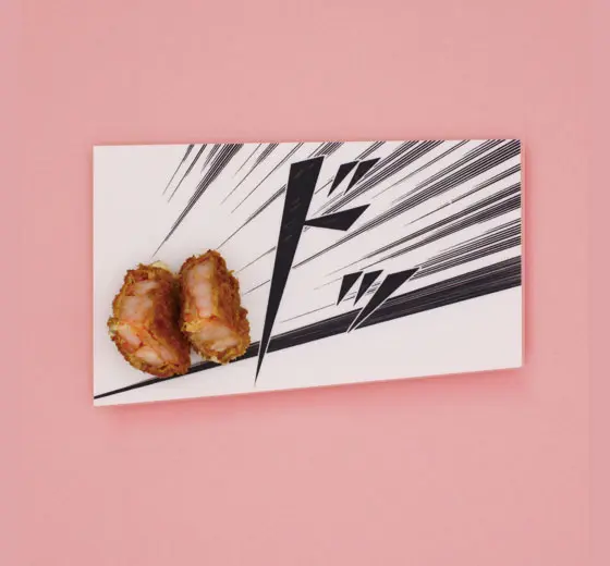Diseño de platos de cerámica con manga