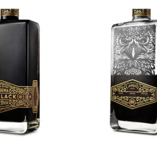 botella edición especial con licor de café
